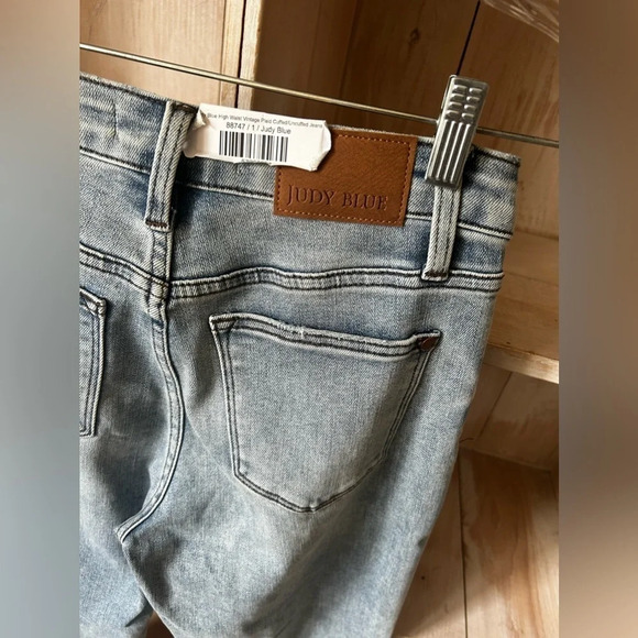 Judy Blue Vintage Straight Rolled Cuff Jean - Picture 8 of 14